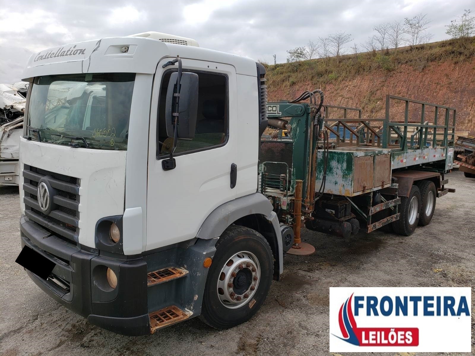 VOLKSWAGEN CONSTELLATION 24.250 5.9 2012