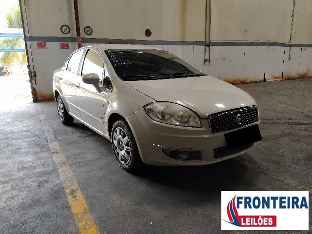 FIAT LINEA ESSENCE 1.8 2013