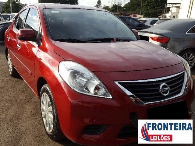 NISSAN VERSA SV 1.6 16V 2014
