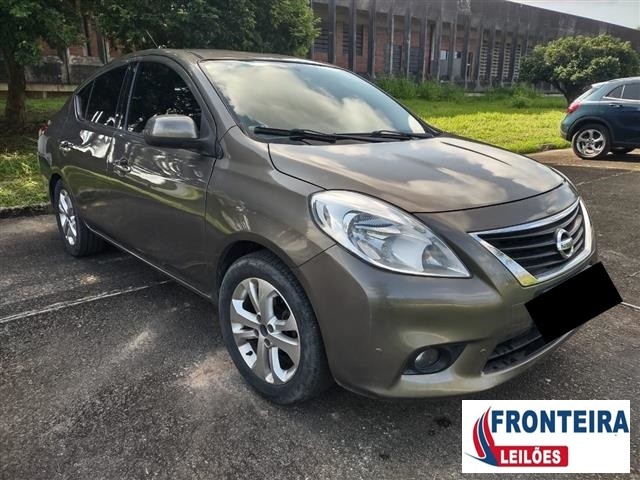 NISSAN VERSA 16SL FLEX 2014