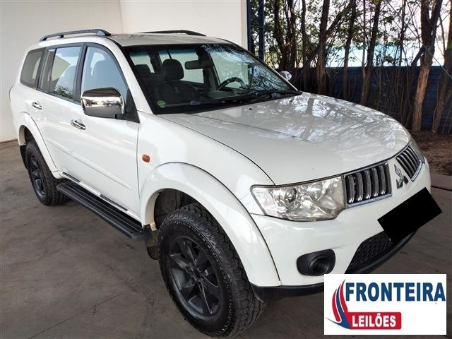 PAJERO DAKAR D 2013