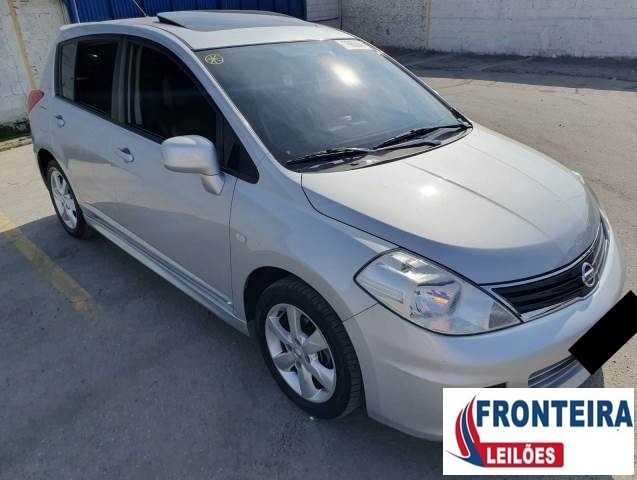 NISSAN TIIDA SL 1.8 2013